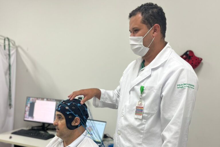 Treinamento de técnicos de enfermagem na Policlínica Estadual da Região do Entorno - Formosa para aprimorar a assistência aos pacientes.