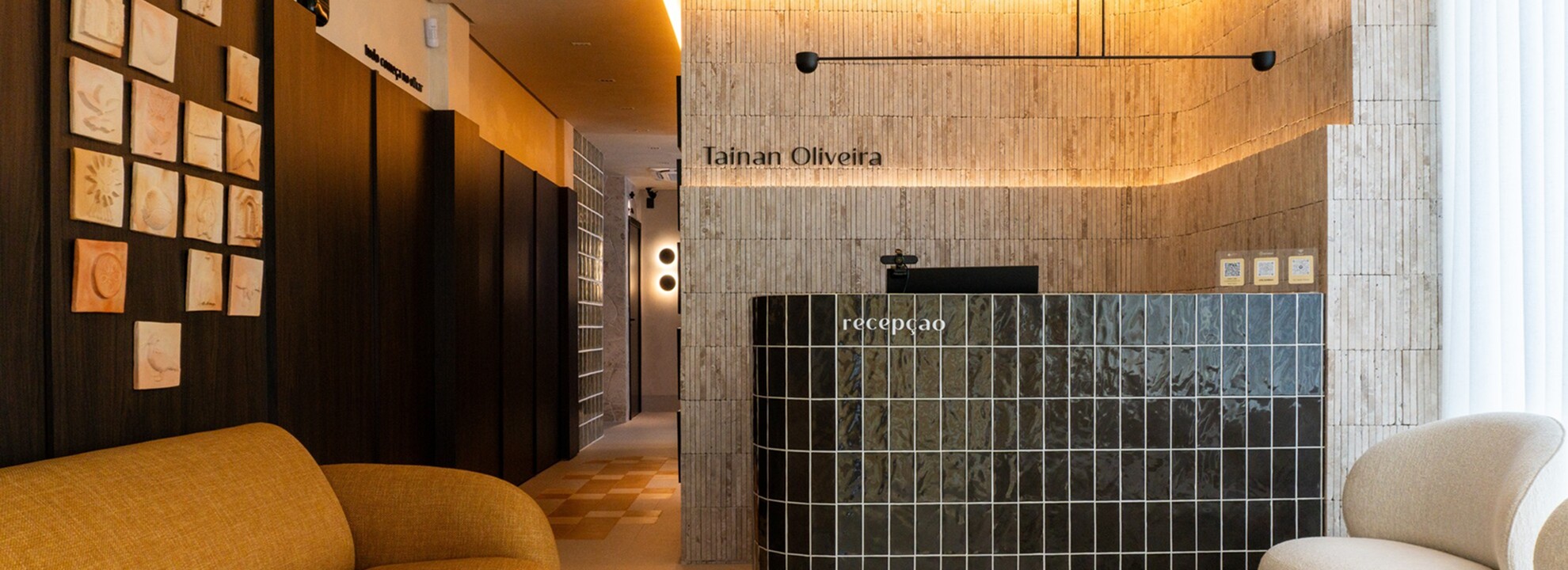 Clinica Oftalmológica, Clínica Tainan Oliveira em Palmas, destacando a arquitetura que reflete a brasilidade. Projeto do Arquiteto e CEO do Studio RIS, José Junior.