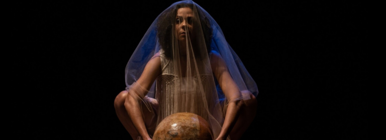 Suzana Nascimento como Maria de Nazaré