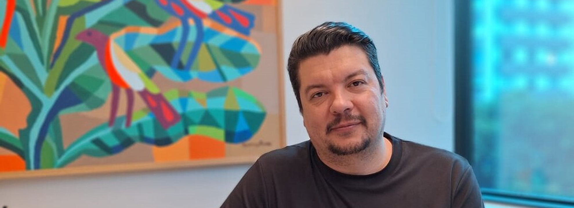 Quais os maiores riscos de traumas no futebol? Dr. Tiago Simões Leite revela os perigos do esporte e o papel da gestão médica na prevenção de lesões.
